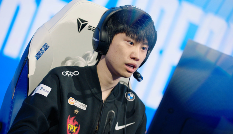 星空体育官网-战术调整引发热议！，Doinb在中国队比赛中夺冠赛场气氛高涨-星空体育官网